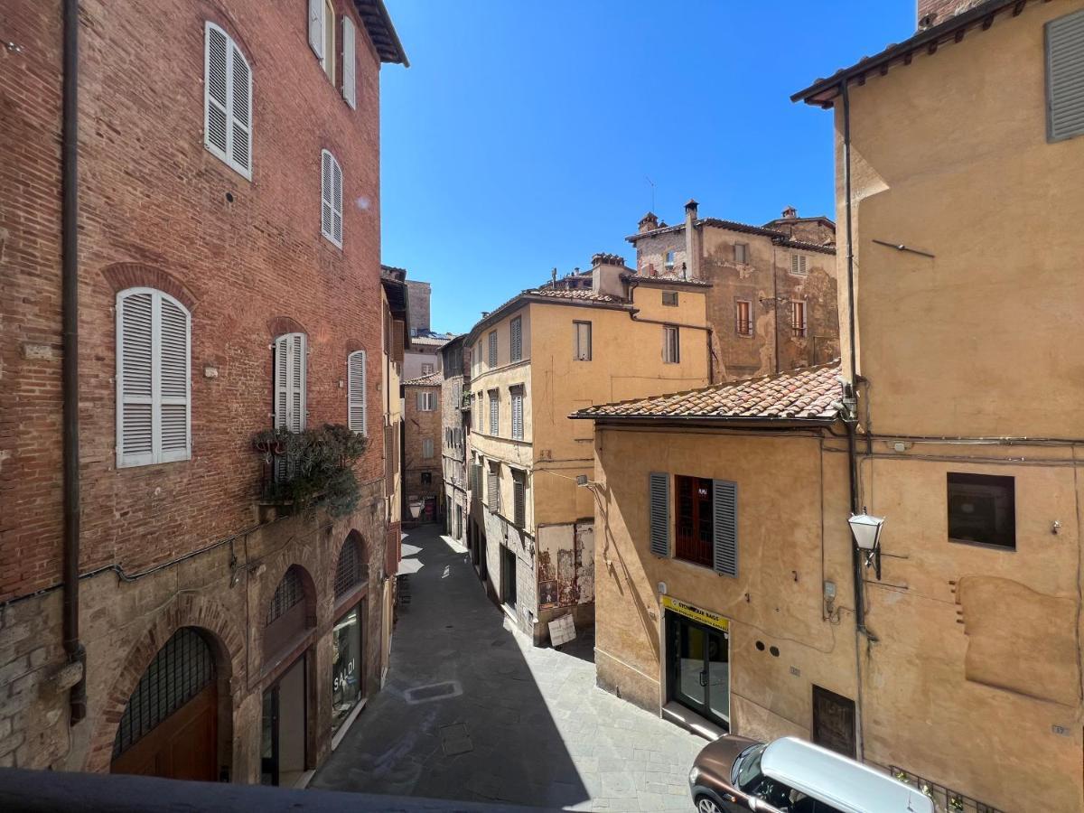 Torre Del Cavaliere Apartment Siena Exterior photo